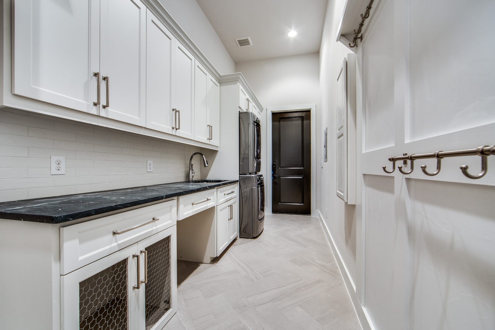 Alabaster Residence 6