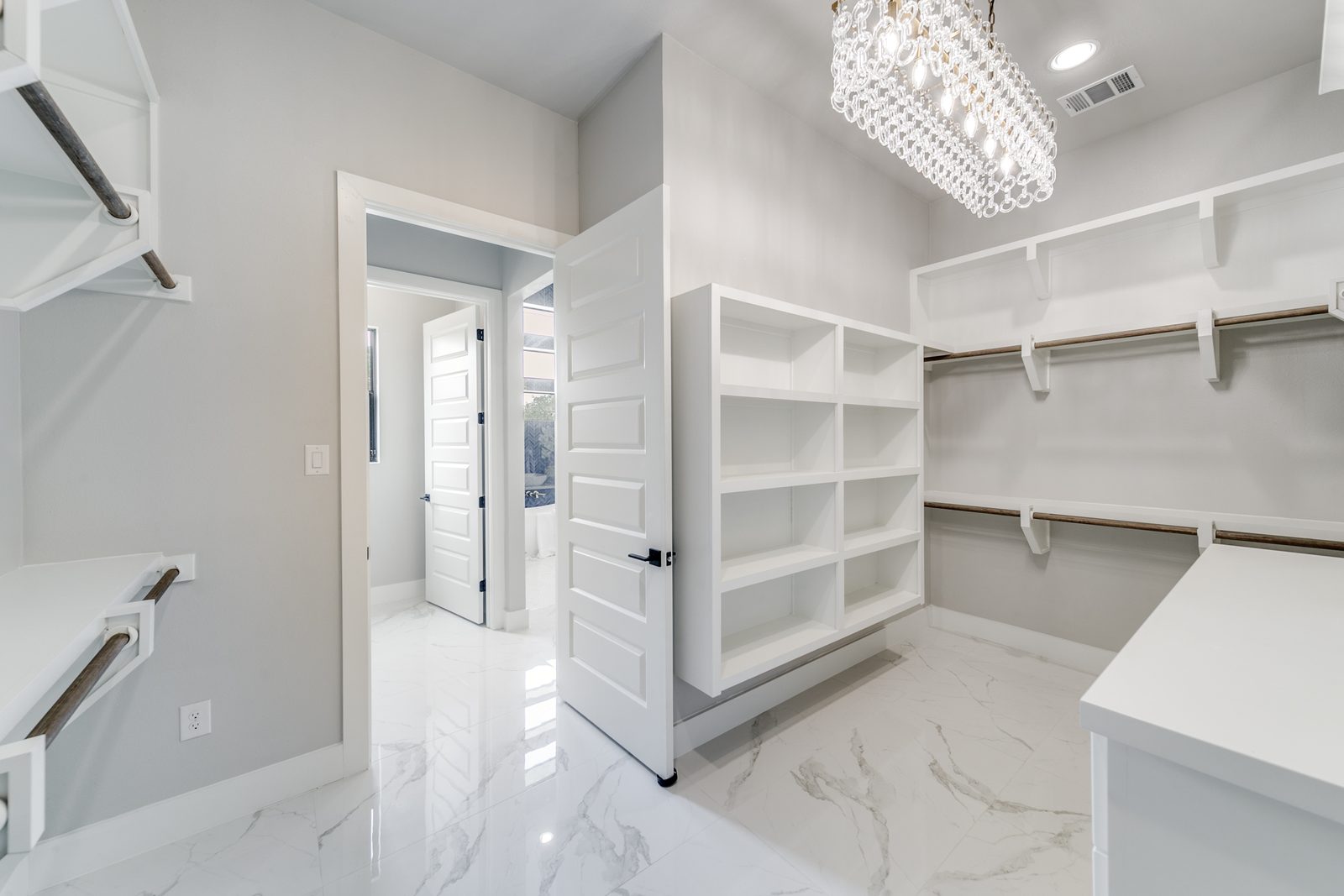 Foxglen Residence 7