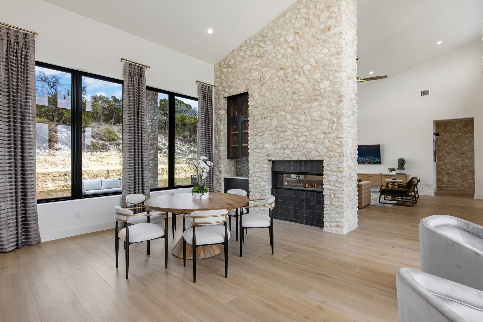 Hill Country Modern 9