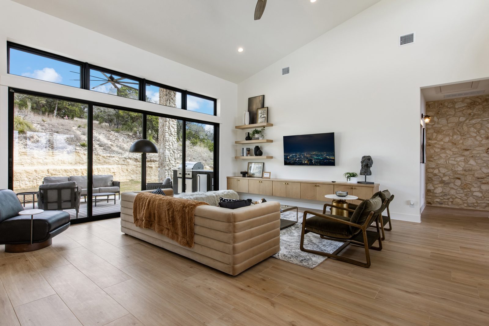 Hill Country Modern 10