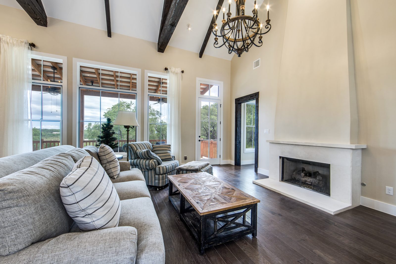 Ranchwood Residence 10