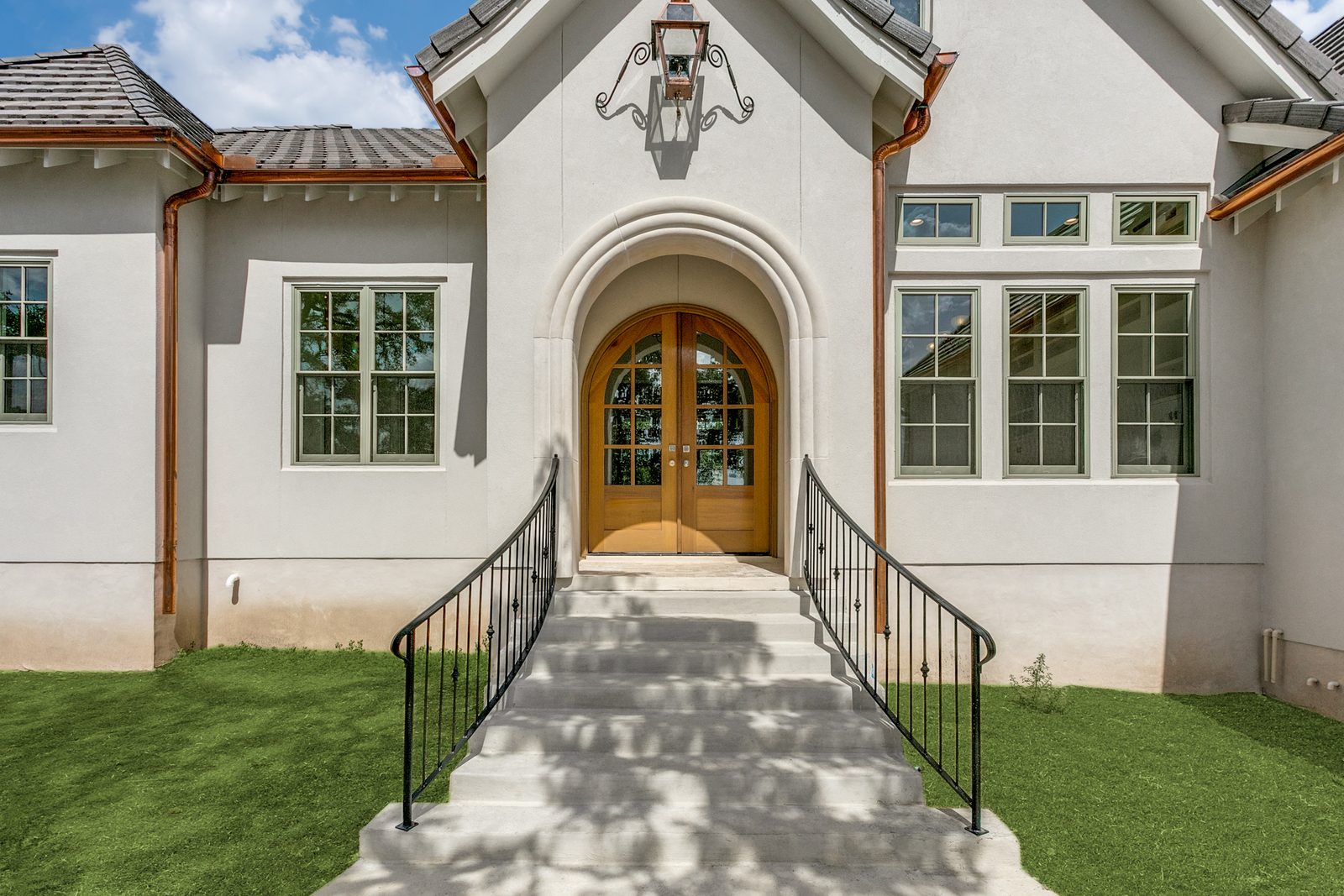 Ridgecrest Residence