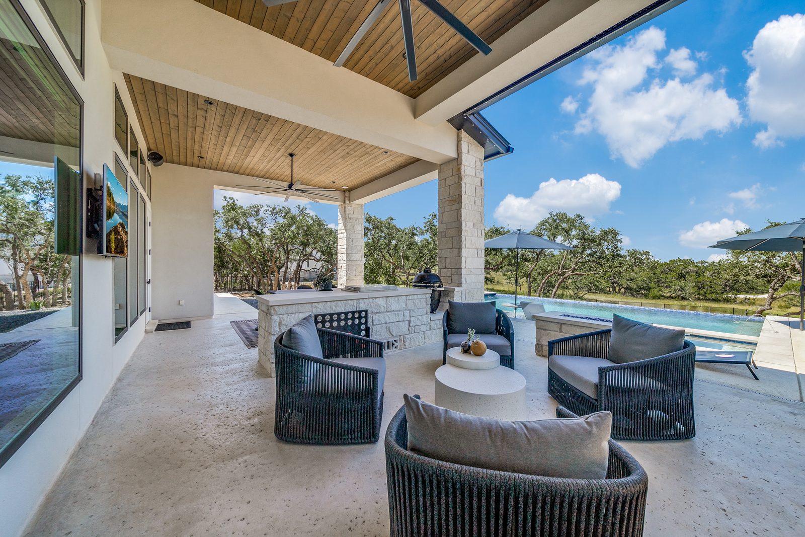 Sagebrook Residence 11