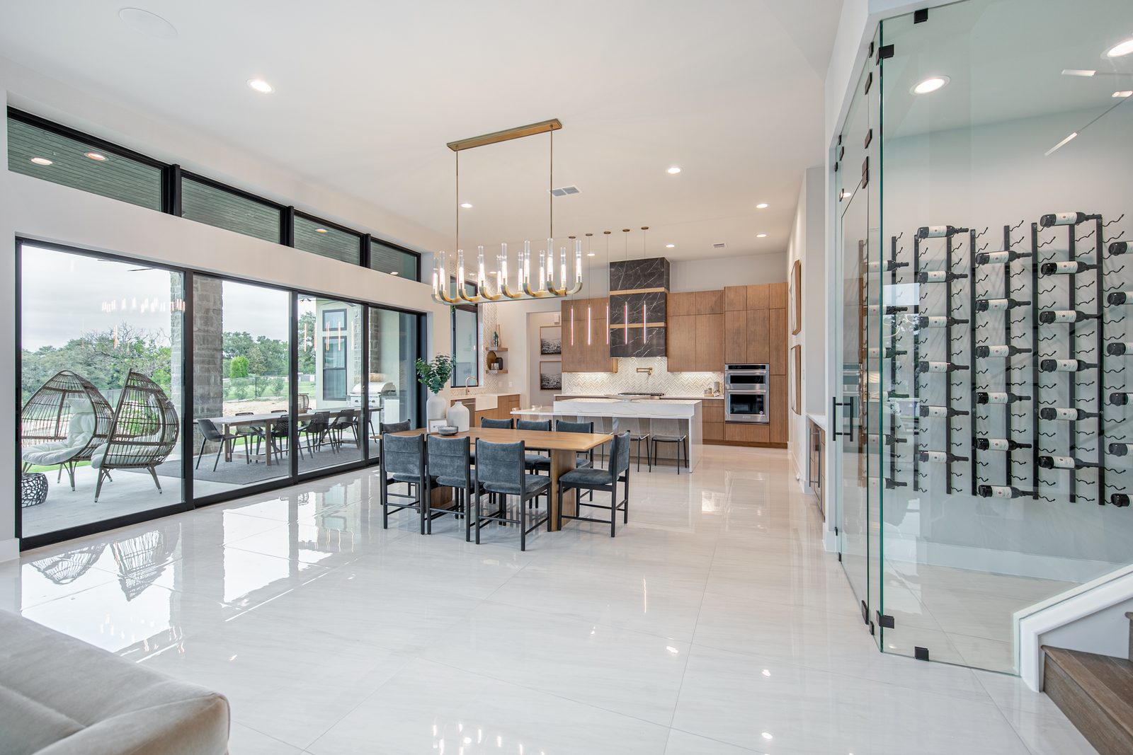 Stonegate Model 12