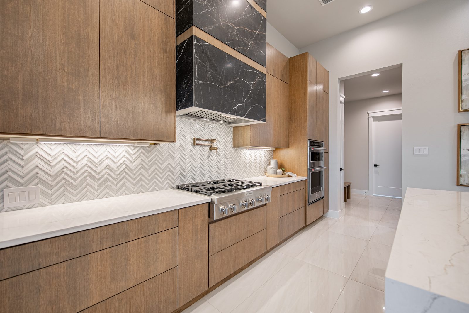 Stonegate Model 18