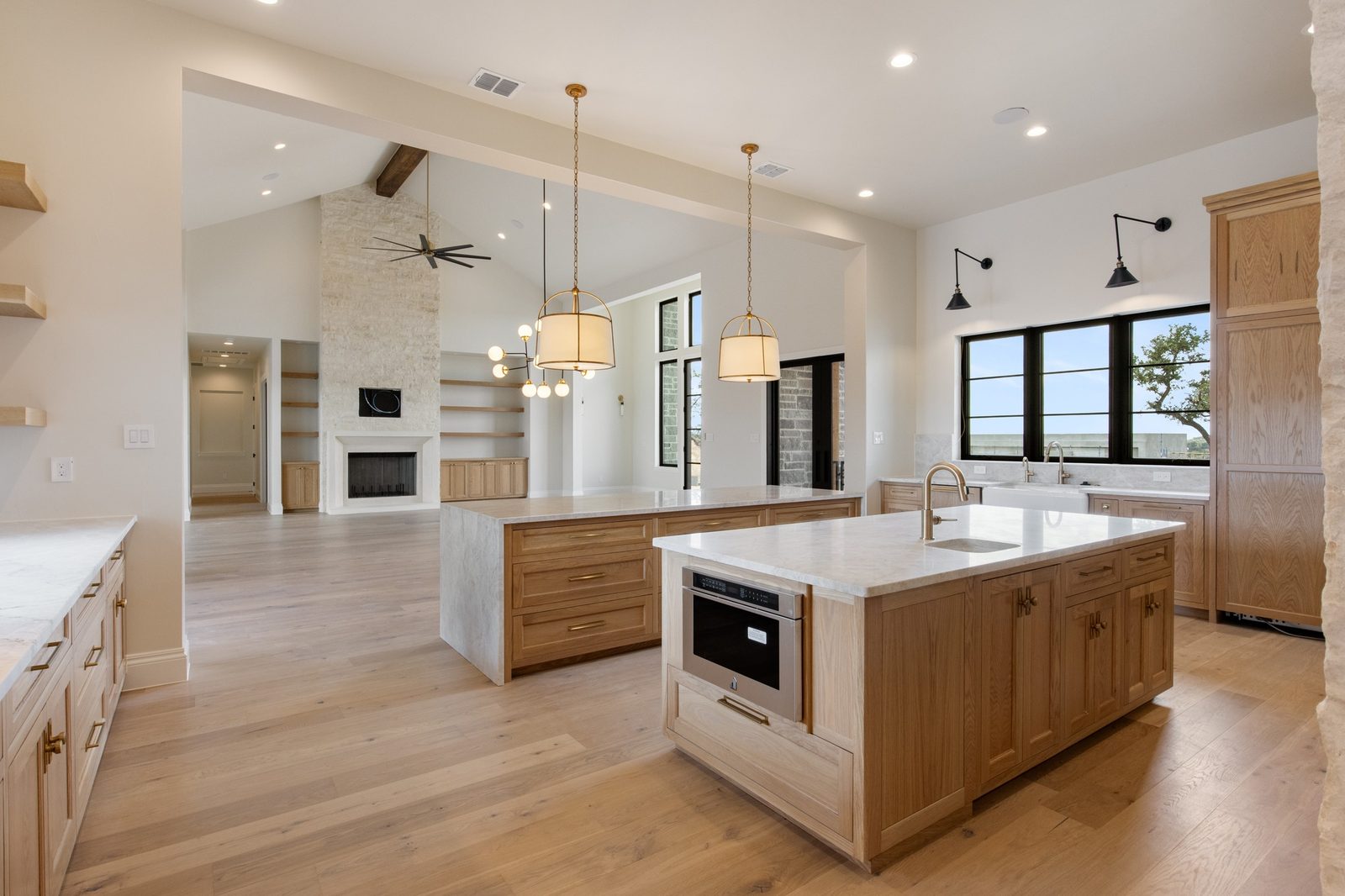 White Oak Residence 10