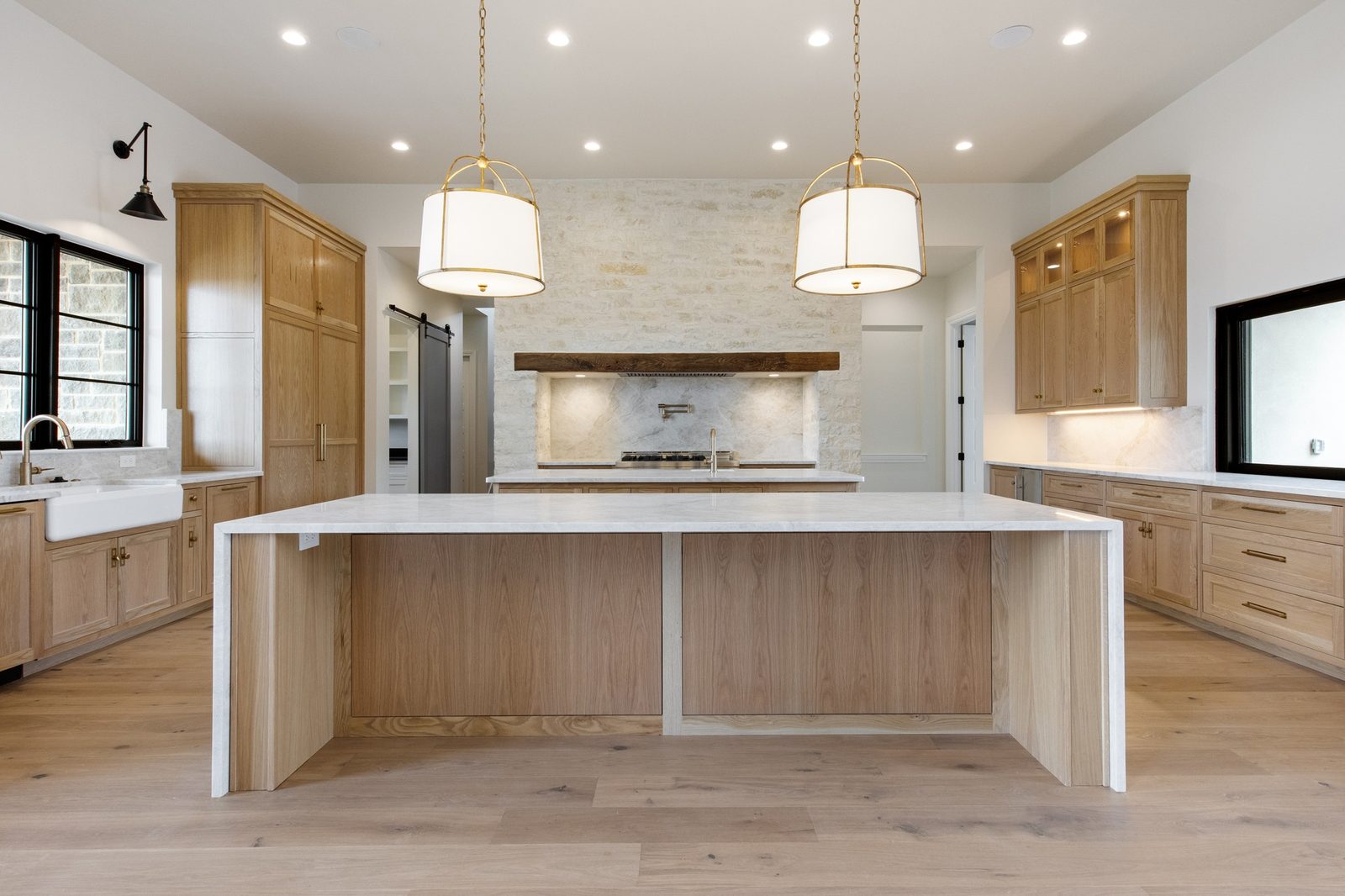 White Oak Residence 12
